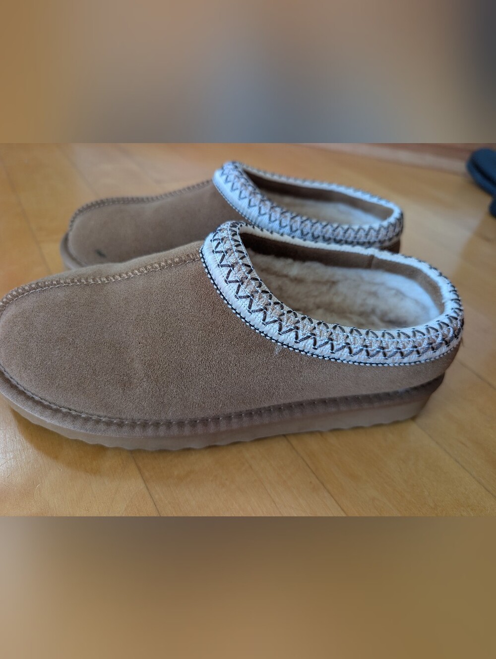 Quince Women's Australian Shearling Clog Slipper 9